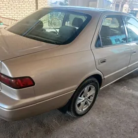 Toyota Camry 1998
