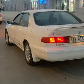 Toyota Camry 1997