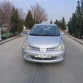 Nissan Tiida 2008
