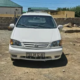 Toyota Sienna 2002