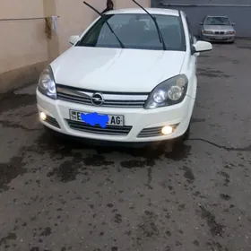 Opel Astra 2008