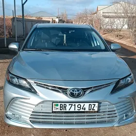 Toyota Camry 2022