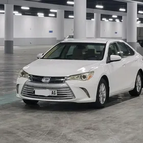 Toyota Camry 2017