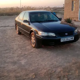Toyota Camry 1999