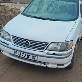Opel Sintra 1999