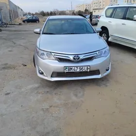 Toyota Camry 2012