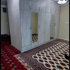 9 МКР,  3/3 ЭТАЖ, 1 КОМНАТНАЯ