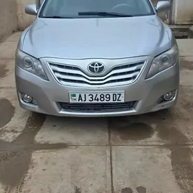 Toyota Camry 2010