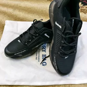 Красотки  Reebok