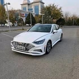 Hyundai Sonata 2021