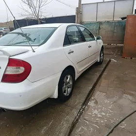 Toyota Camry 2004