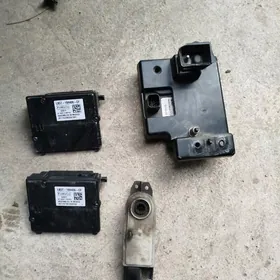 Ford Explorer radarlar ew žalý