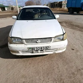 Toyota Corona 1995
