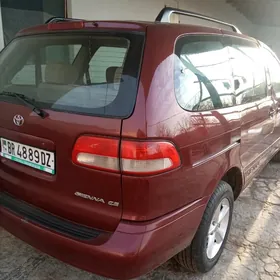 Toyota Sienna 2000