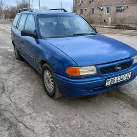 Opel Astra 1998