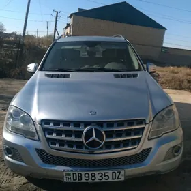 Mercedes-Benz ML350 2012