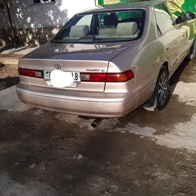 Toyota Camry 1998