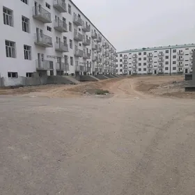 Anew 4/4 etaj  4 komnat 120kw