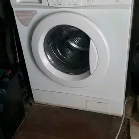 стиральная машина LG