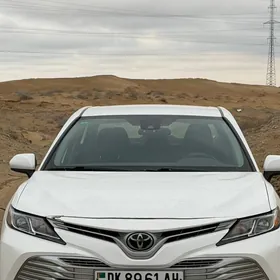 Toyota Camry 2020