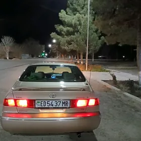 Toyota Camry 1999