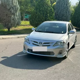 Toyota Corolla 2012