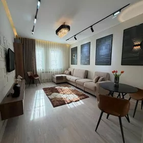 Мир 3 3 ком люкс