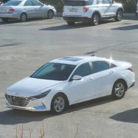 Hyundai Elantra 2021