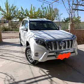 Toyota Land Cruiser Prado 2014