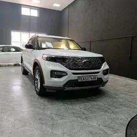Ford Explorer 2022