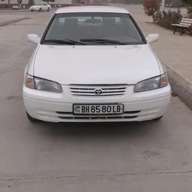 Toyota Camry 1998