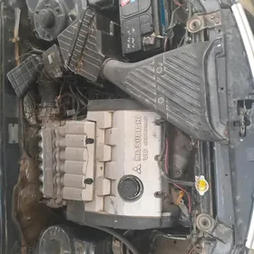 Mitsubishi Diamante 1995