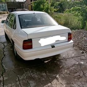 Opel Vectra 1990