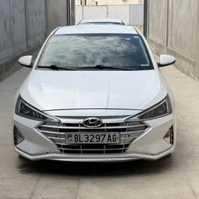 Hyundai Elantra 2019
