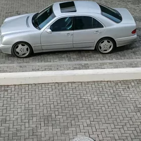 18 lik diska pakrishka AMG