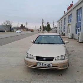 Toyota Camry 1998