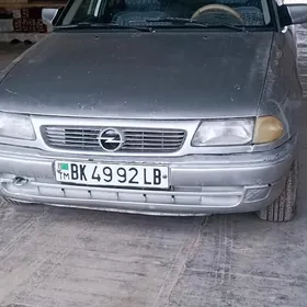 Opel Astra 1992