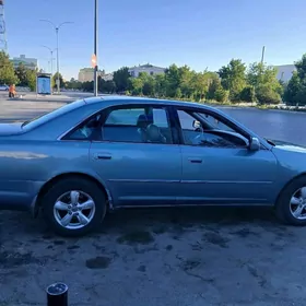 Toyota Avalon 2000