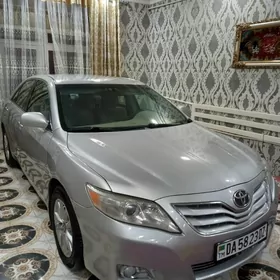 Toyota Camry 2010