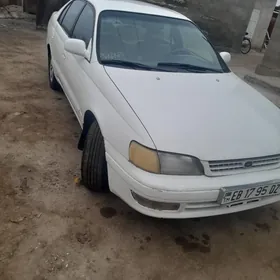 Toyota Corona 1995