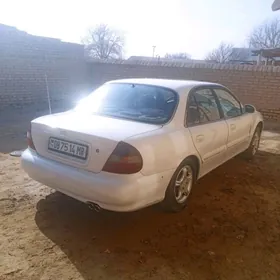 Hyundai Sonata 1999