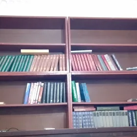 книжные полки