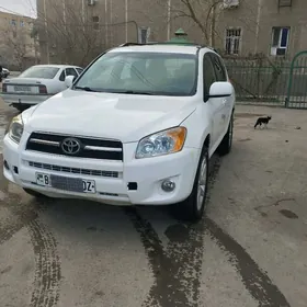 Toyota RAV4 2012