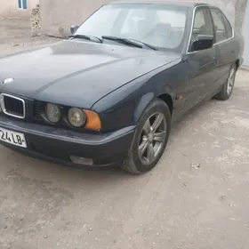 BMW 525 1989