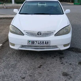 Toyota Camry 2005