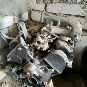 6silindirli pajeranyn dwigatel