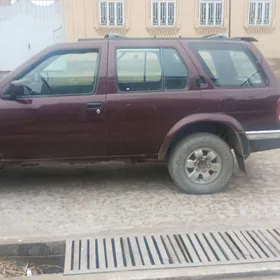 Nissan Pathfinder 1997