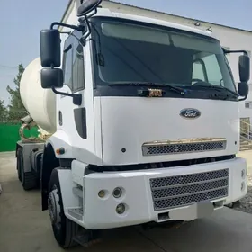 Ford Cargo 3535D 2014