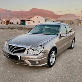 Mercedes-Benz E320 2003