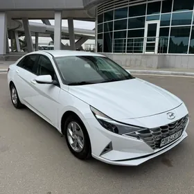 Hyundai Elantra 2021